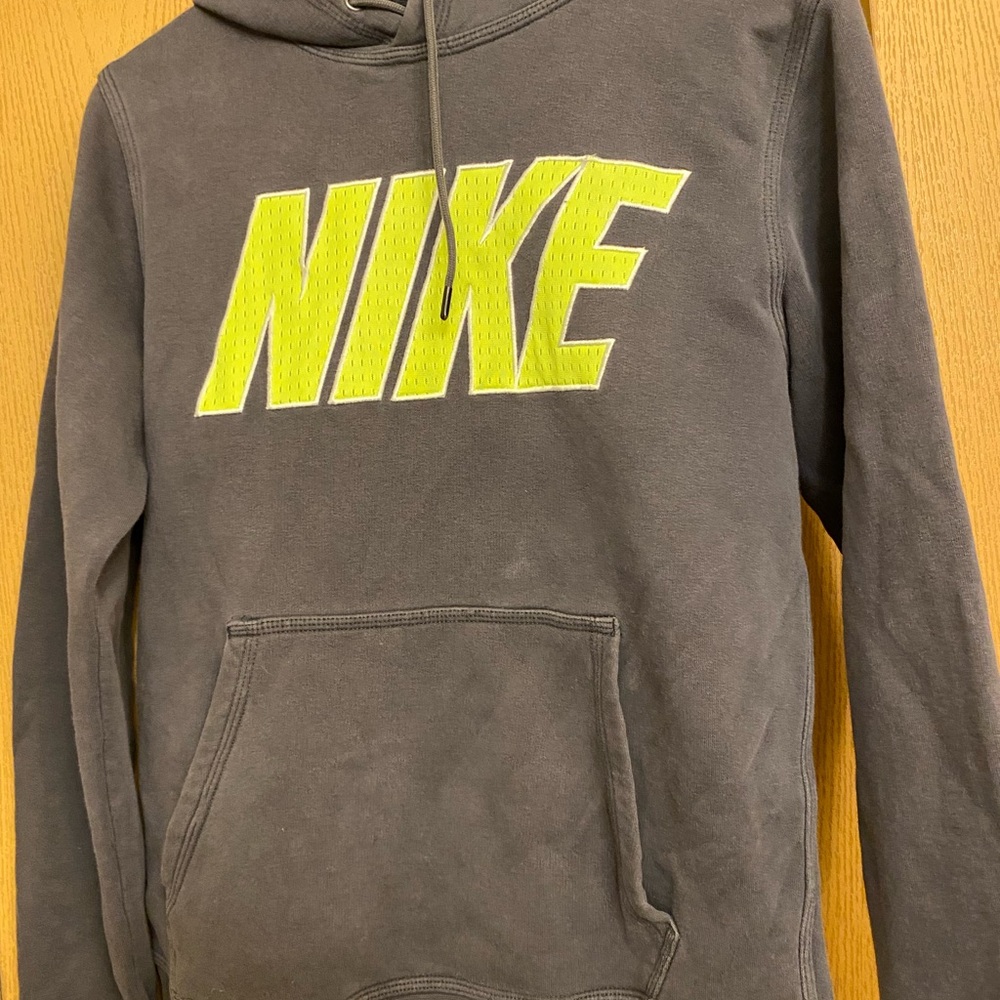 Nike Men's Gray Hoodie